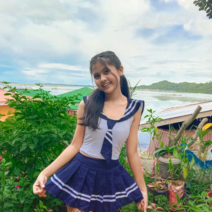 pinkaprettysbalatngearth
