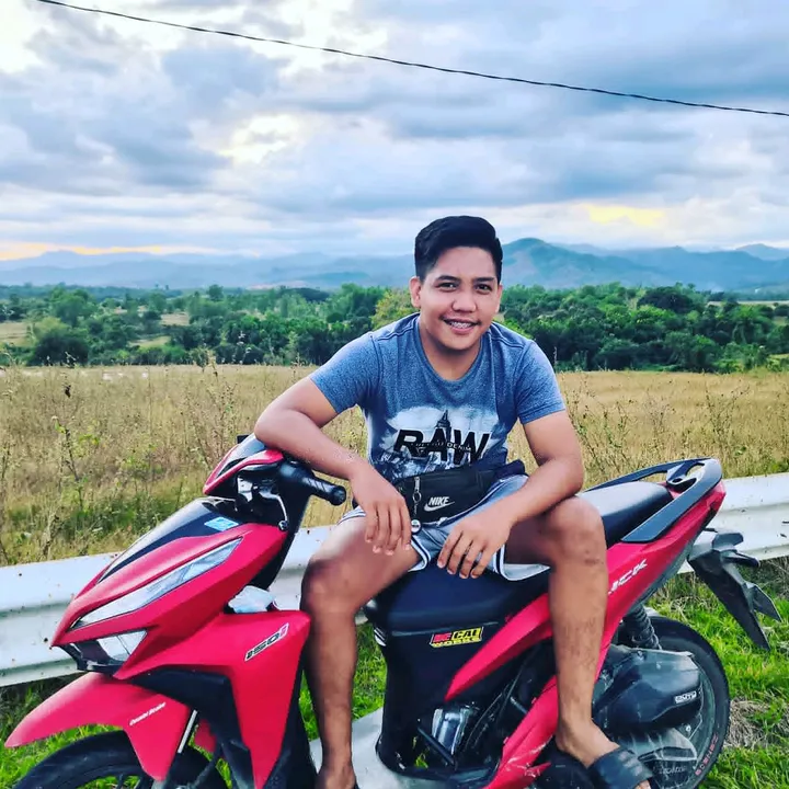 adrianbinss