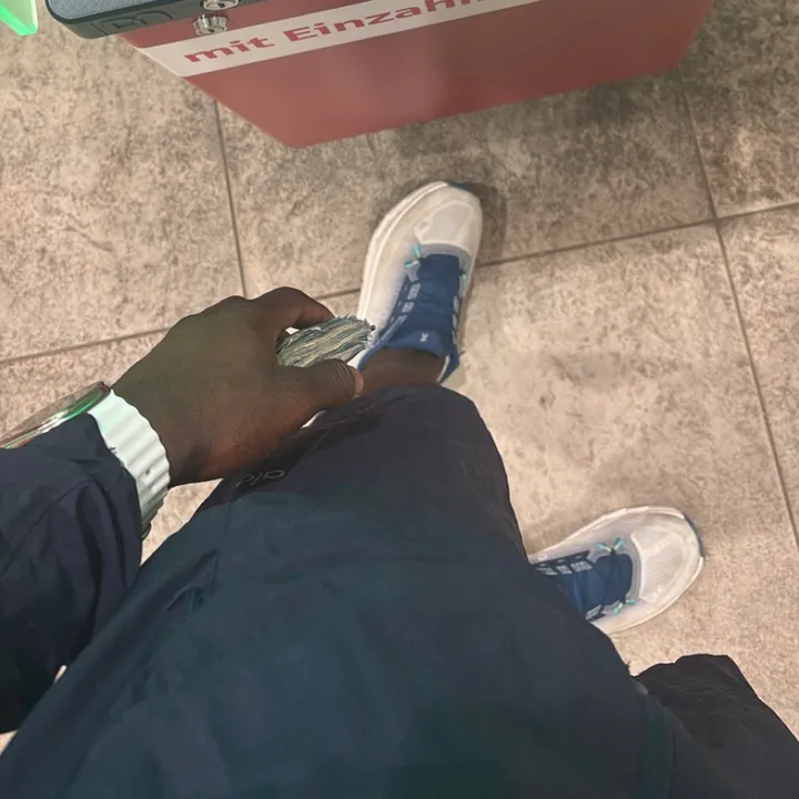 @mrmaxofficial