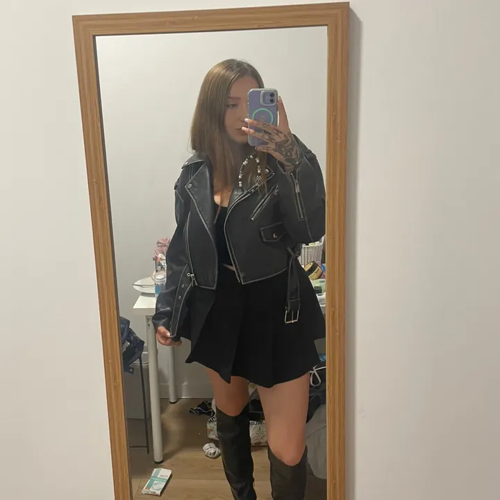 @karmelciaaa_