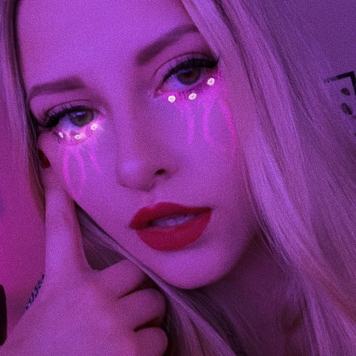 @vitrollka