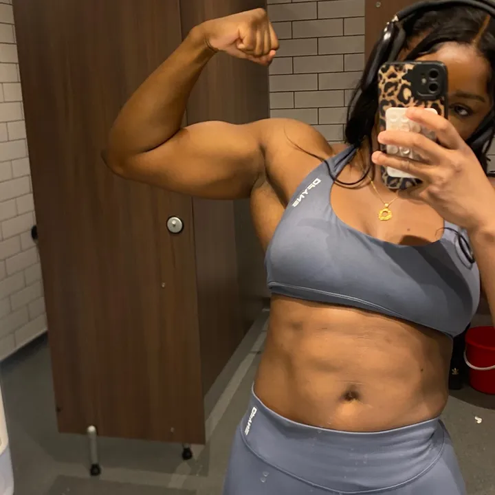 @neina_h
