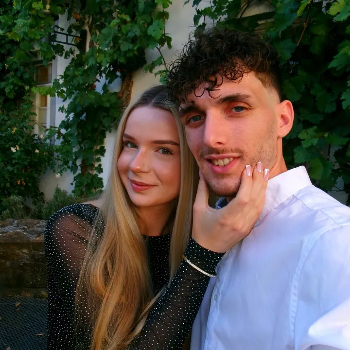 couplegoesrawr