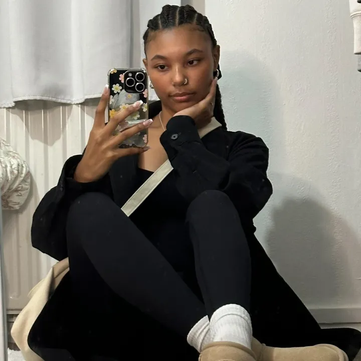 @fitsbymon