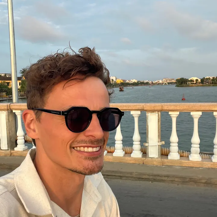 @vitalistrelski