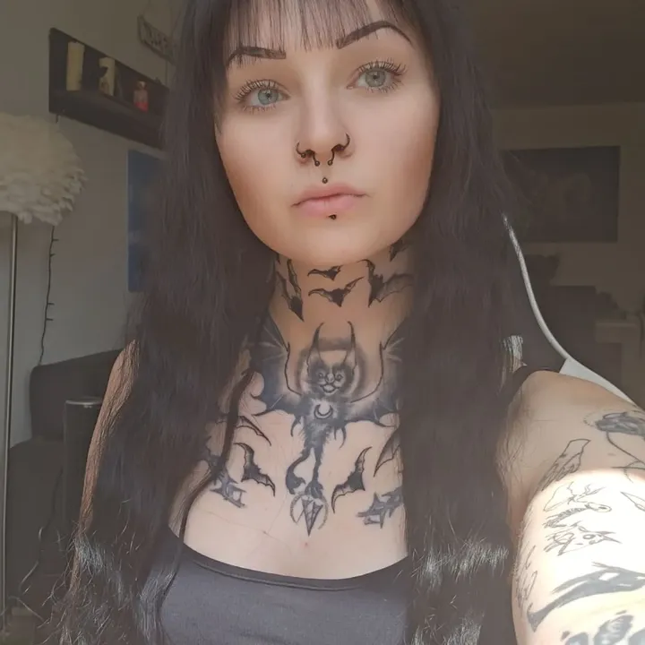 oxblack_swanxo
