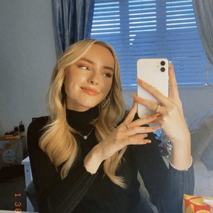 ella22xox