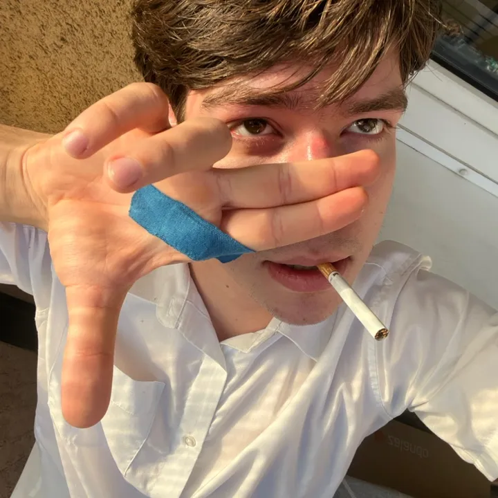 @robertxcastle