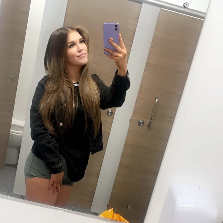 chloehumbl_x05