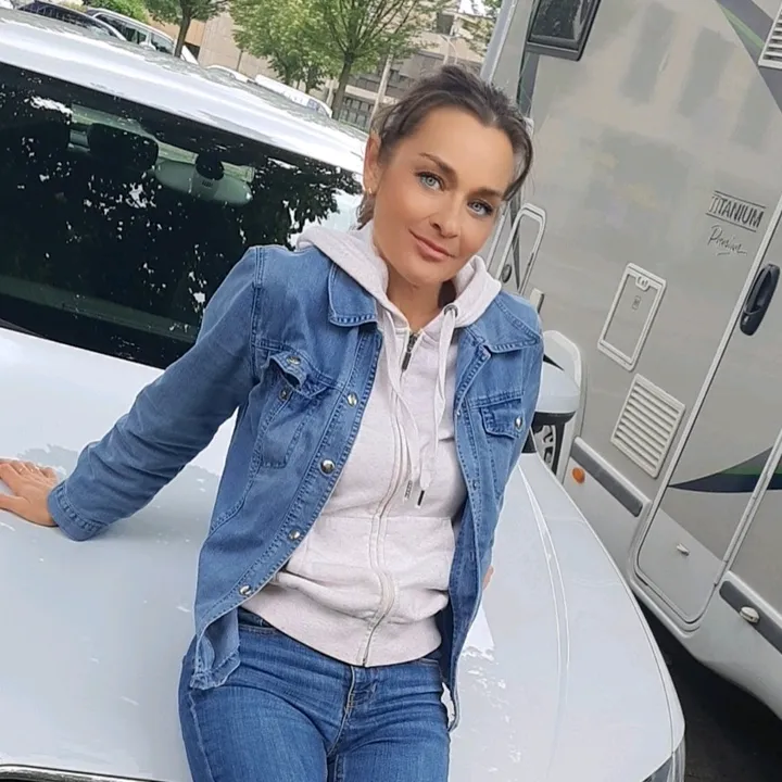 madam_p7
