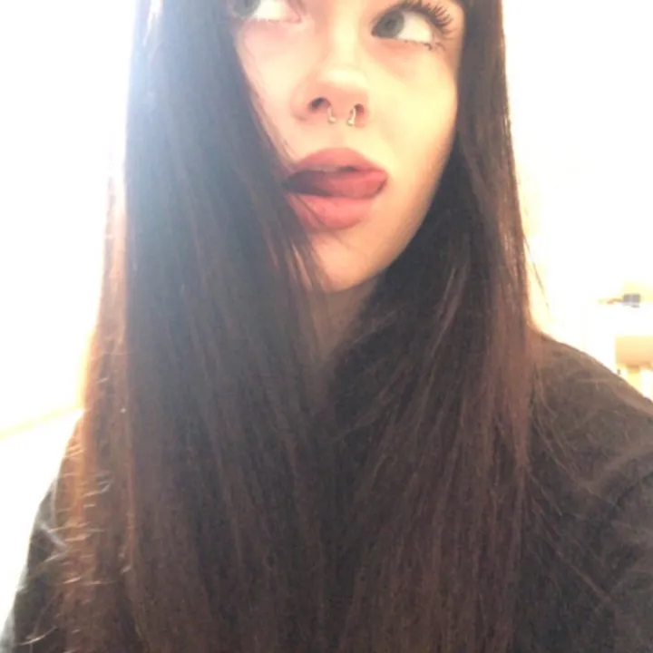 daniqeue2