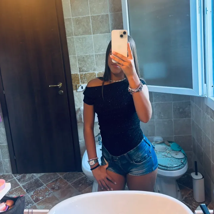 @close_della_agne