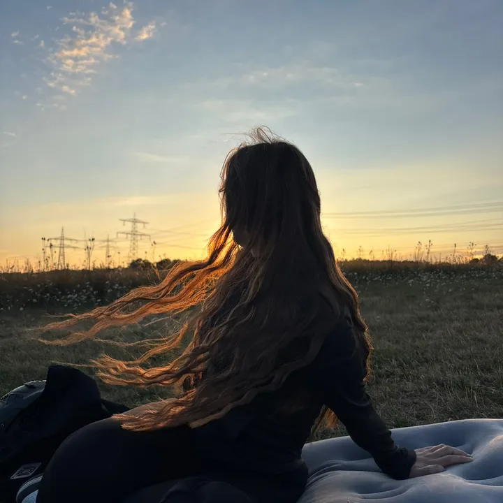 @_yllka_g