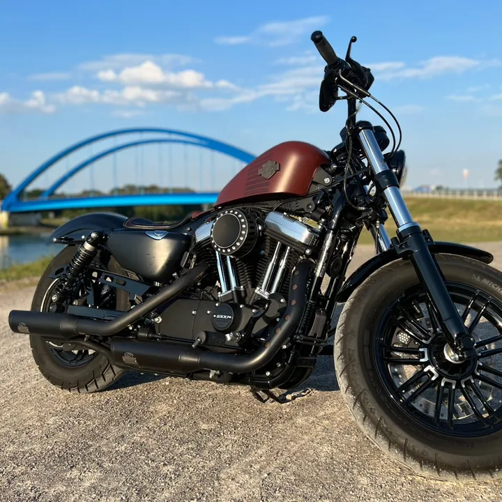 der_mit_der_harley