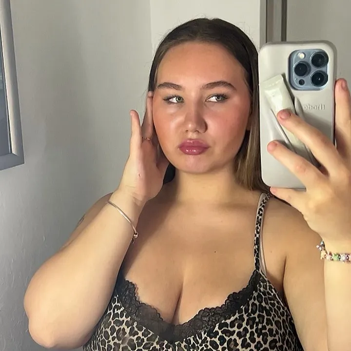 @amberjade2342