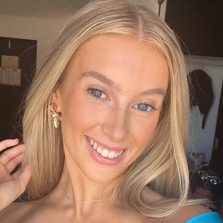 mollyrosepg