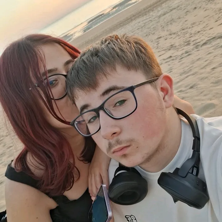 jade.julian25