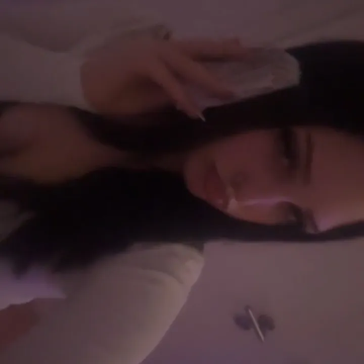 @h3llo.fionaaa