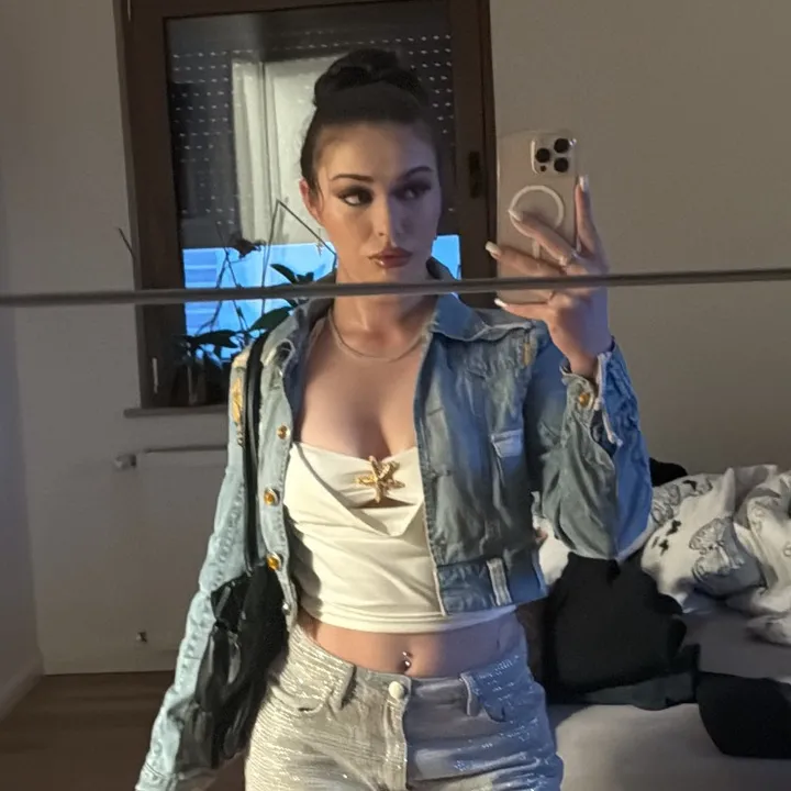 izabella_bucur