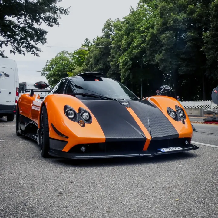 carshots.enzo