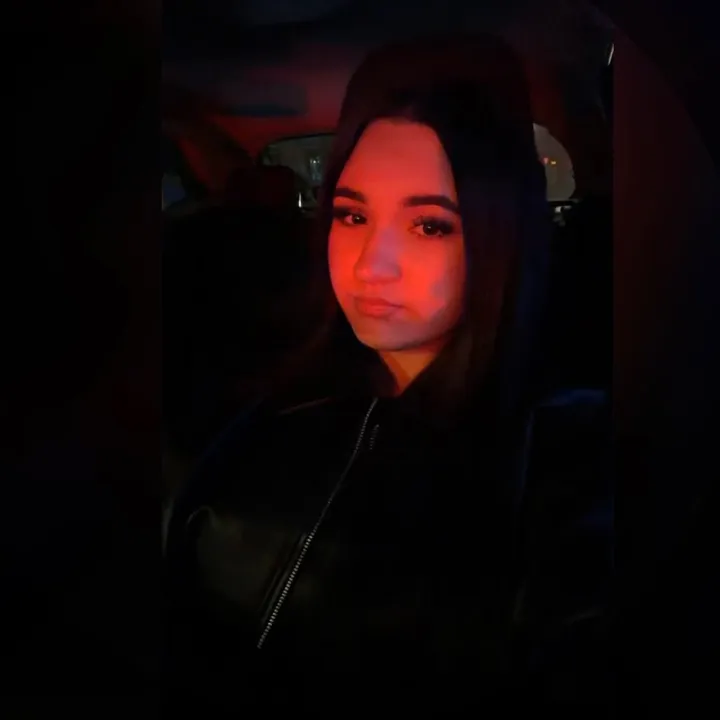 @simonaaaa.aa06
