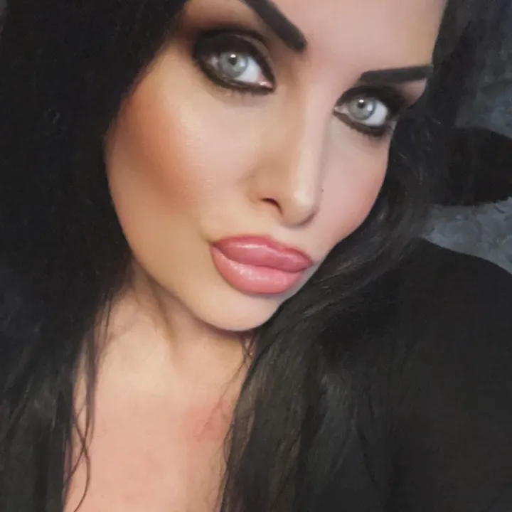 @shellybsings
