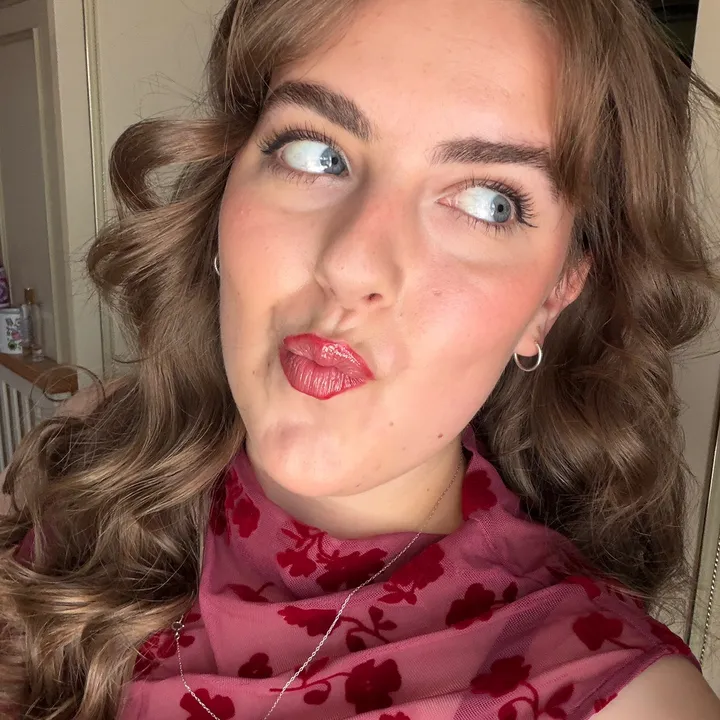 @megsontour