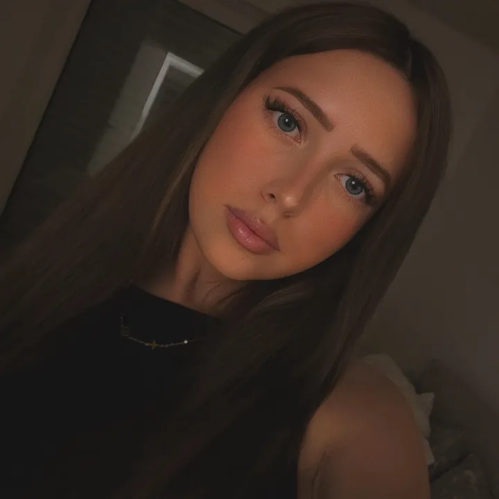 @laurajohann.a