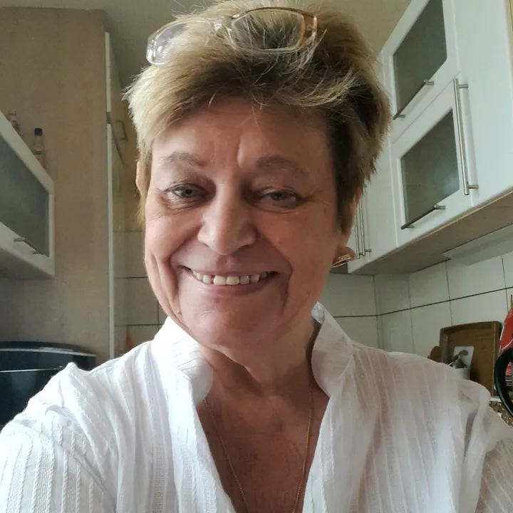 alena.strakovslun