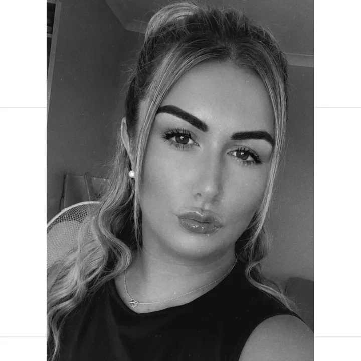 @zoemackenzie_xoxo