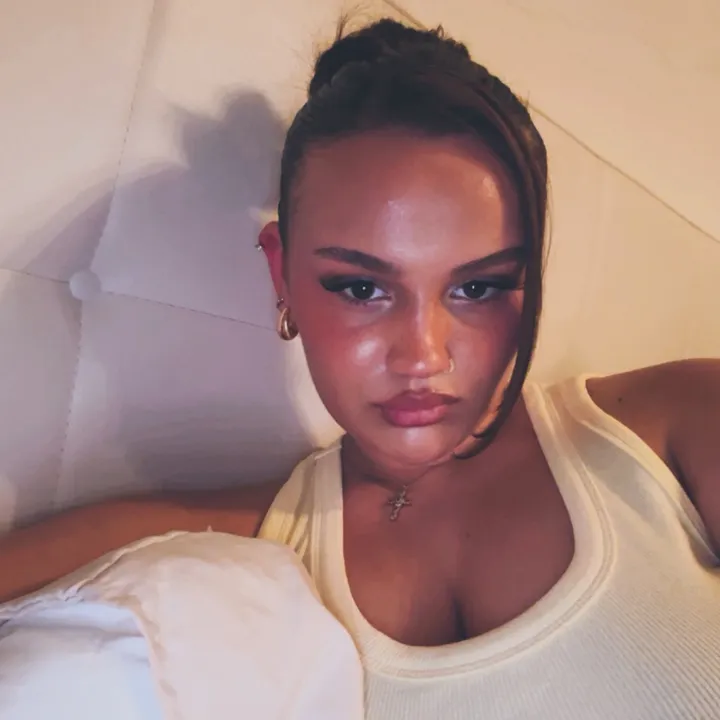 elina.znk