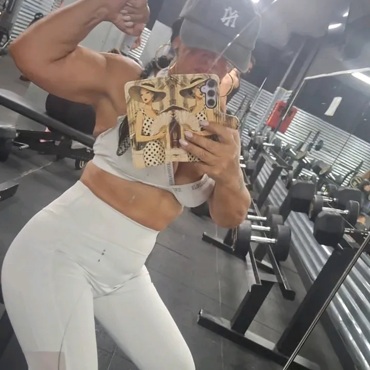 @melindabelissima