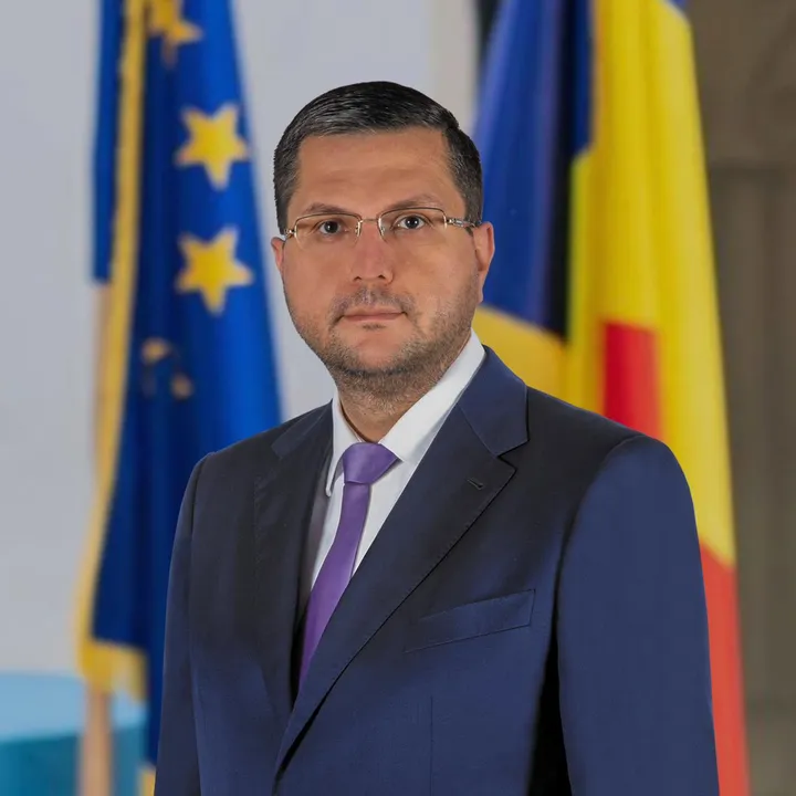 radu.moisin