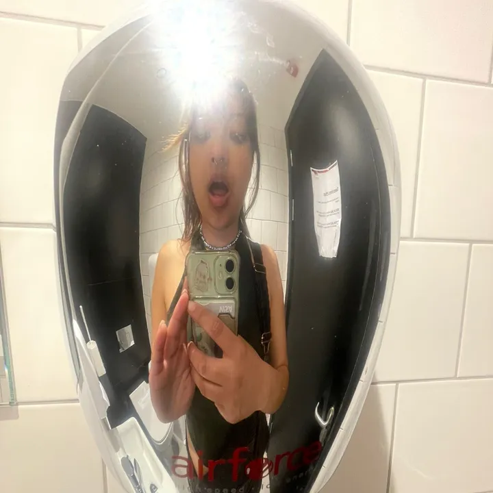 @emogirl1292