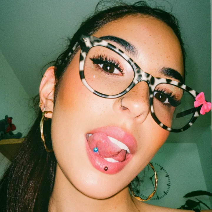 _datgurl.cece