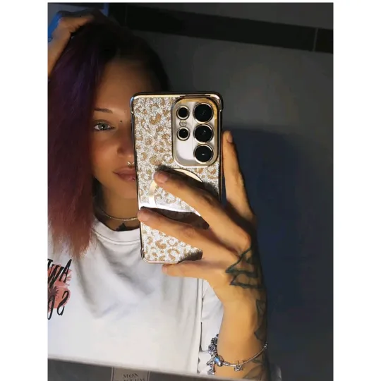 official_sophiie