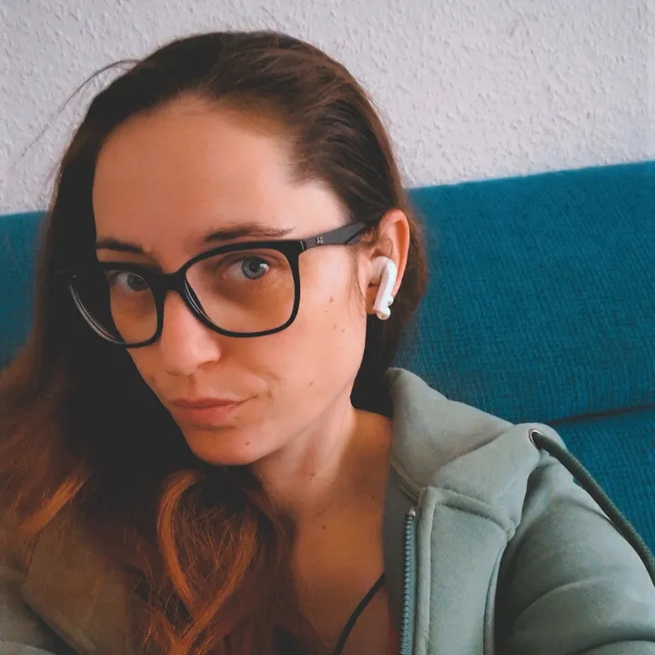 @jennythequeen0192