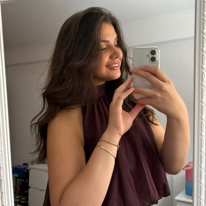 @costaa.anna
