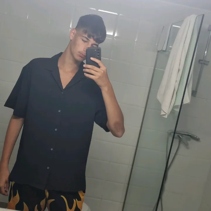 @wolfgcg123