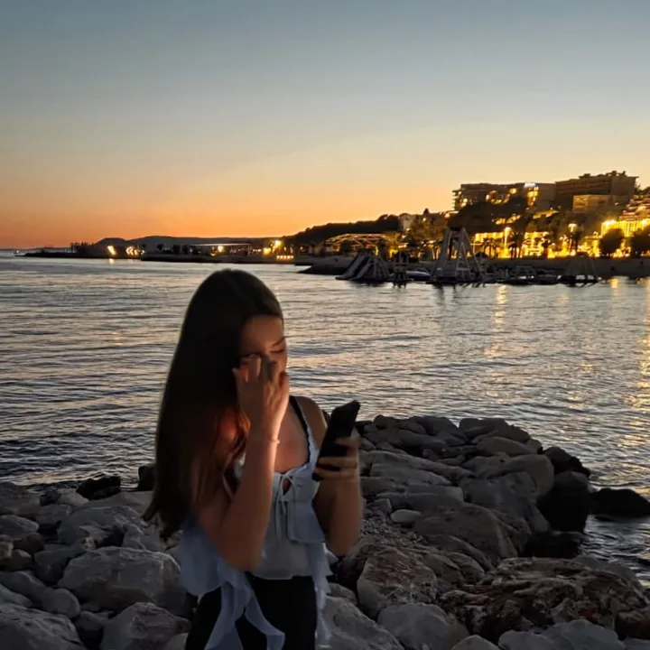 @xlenxq