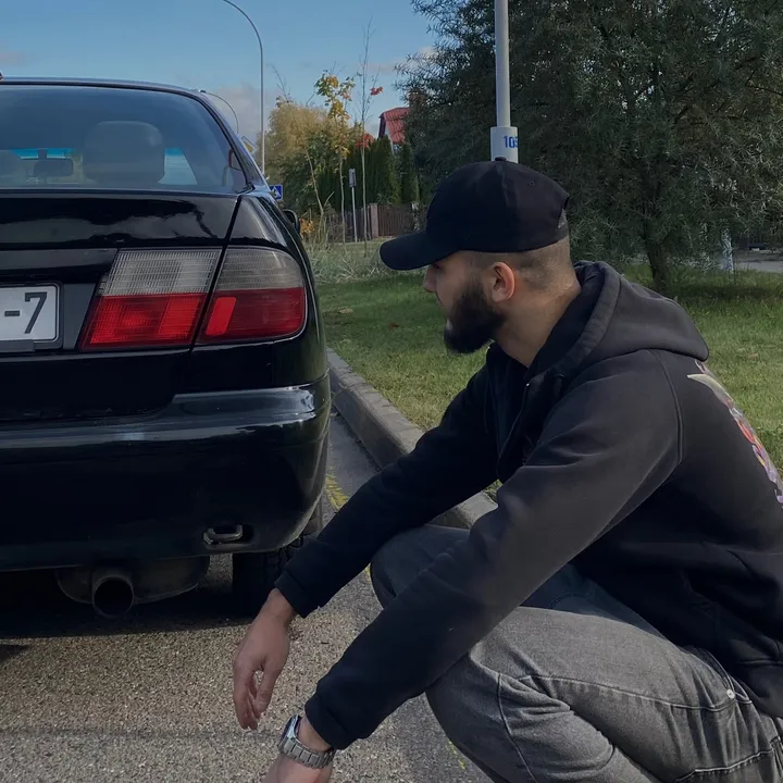 @iizzzx8