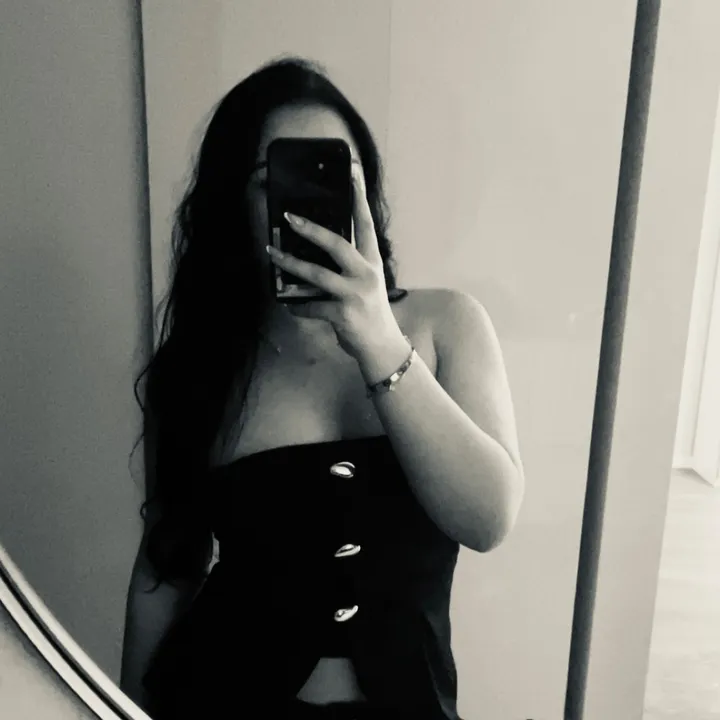 @j.15asmina