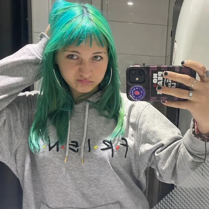 @miralilijane