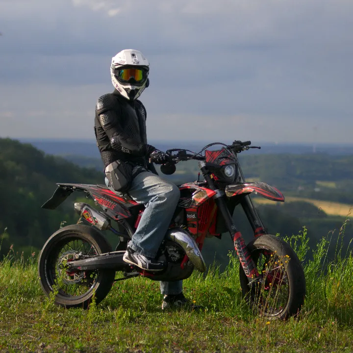 @throttle_jonas