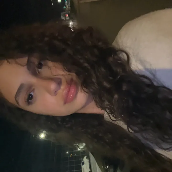 ivonnaaa_kndc