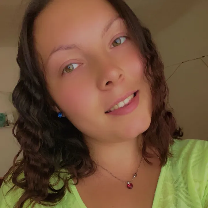 unknowngirl14_03_