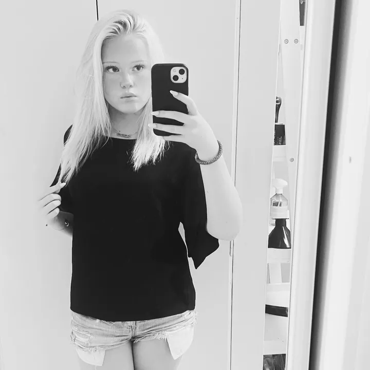 elinaalskarcaprisun