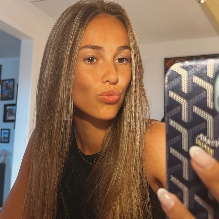 @julieee_p