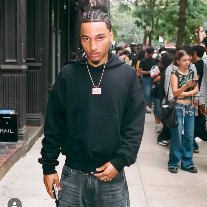 @1saacallenlive