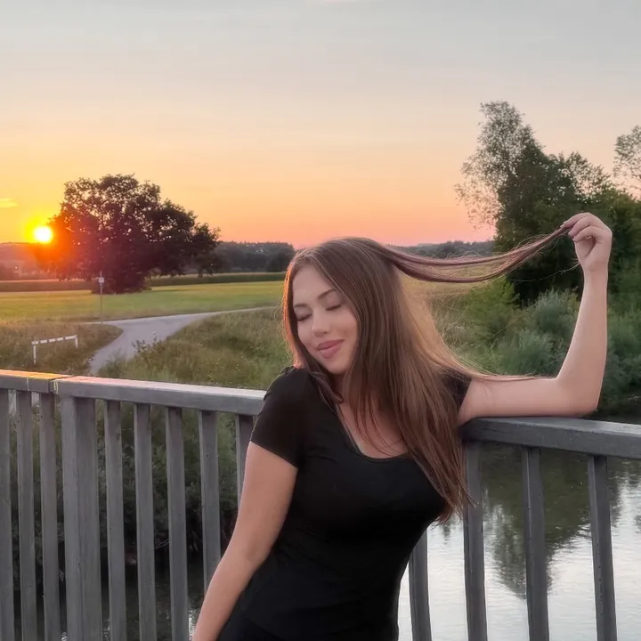 @esthermdcc